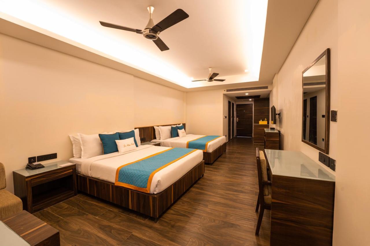 Zone Connect By The Park Parra Goa Hotel Anjuna Exterior photo