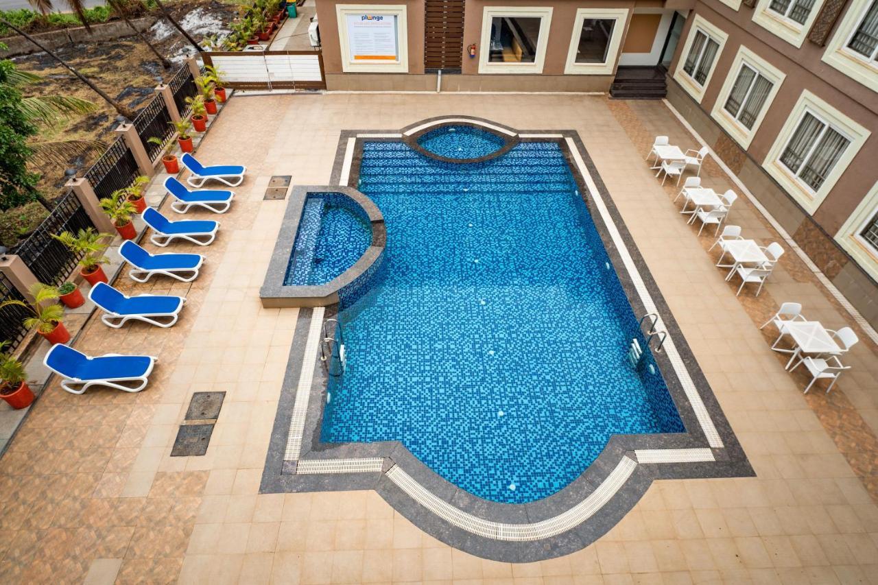 Zone Connect By The Park Parra Goa Hotel Anjuna Exterior photo